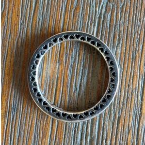 Pandora Ring